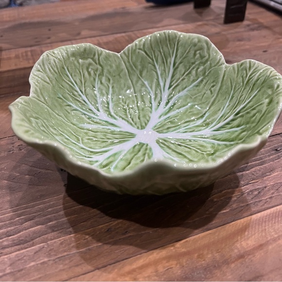 ❌SOLD❌Bordallo Pinheiro Cabbage Bowl - Picture 2 of 4